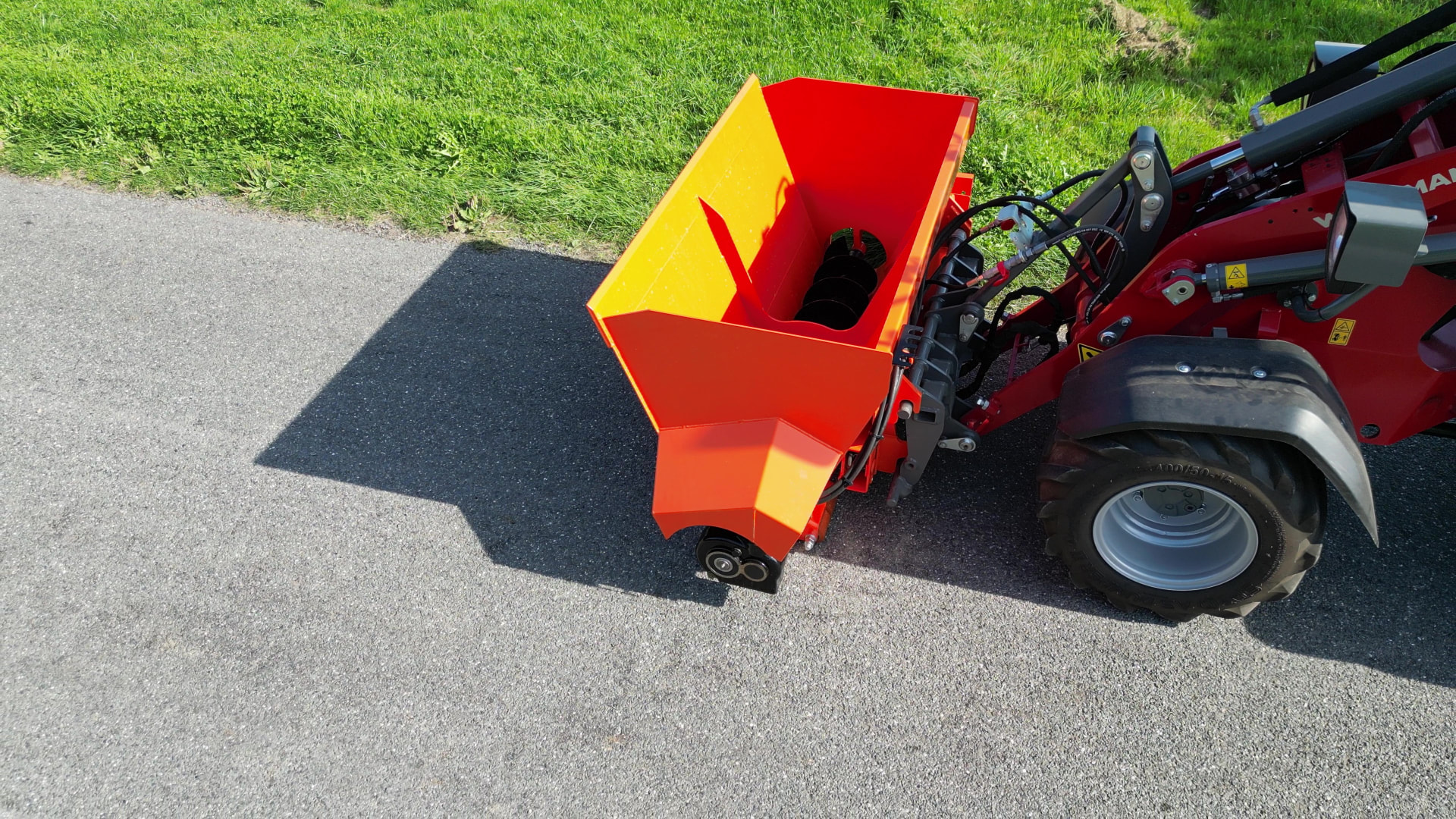 Draufsicht auf den Kaiser Roadliner im Arbeitseinsatz